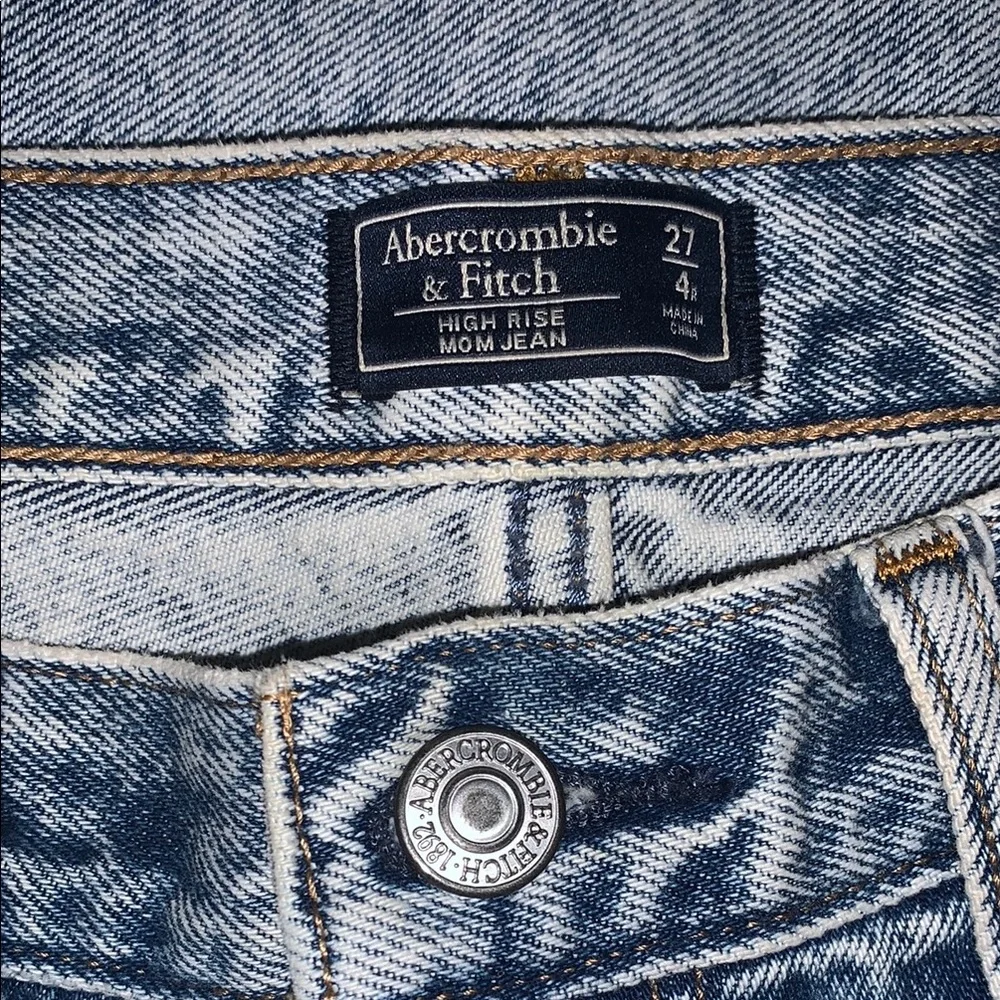 Abercrombie & Fitch Blue Denim High Rise Mom Jeans - Picture 2 of 7